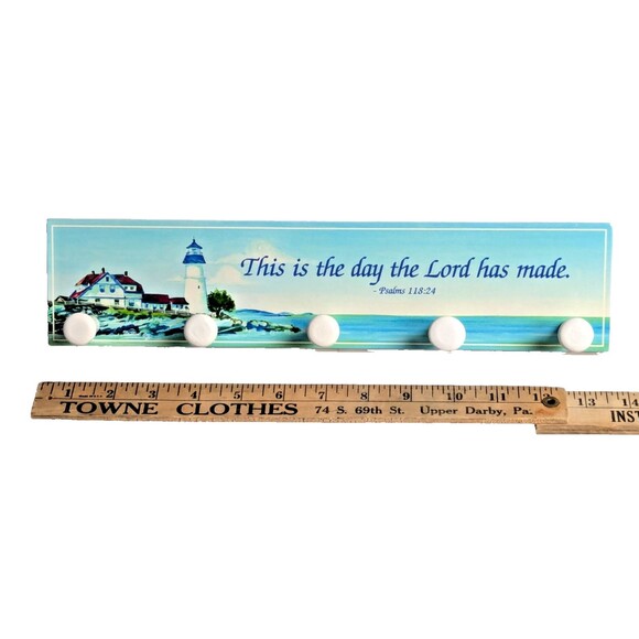 This Is the Day the Lord Has Made Lighthouse Wood Hooks Wall Hanger Gift NEW - Picture 2 of 6